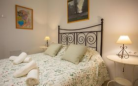 Wish Suite El Museo De Sevilla
